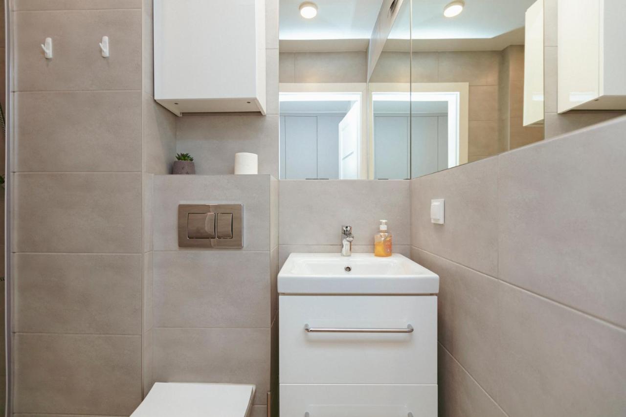 Bagno 7 - Piekny Widok Na Palac Kultury - Wifi - Smarttv 45Cali - Better Rental Варшава Екстер'єр фото